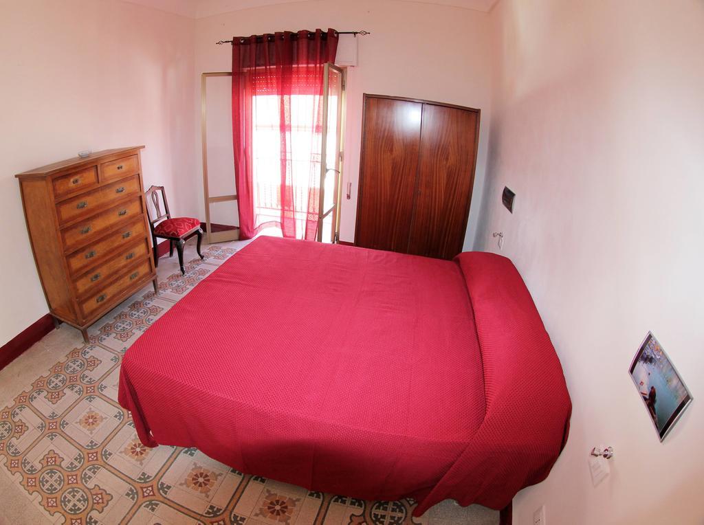 Ferienwohnung La Melagrana Castellammare del Golfo Zimmer foto